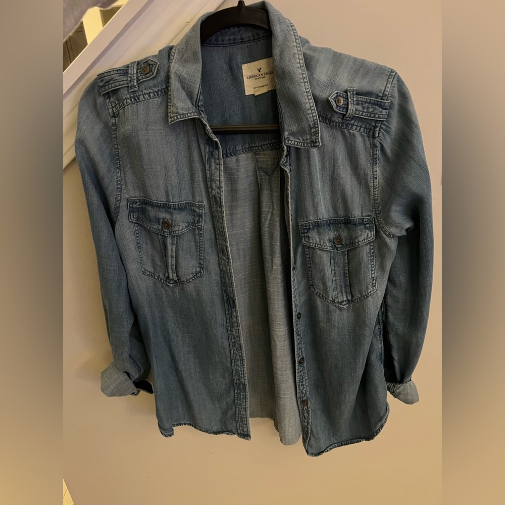 American Eagle Outfitters Chambray button-up shirt